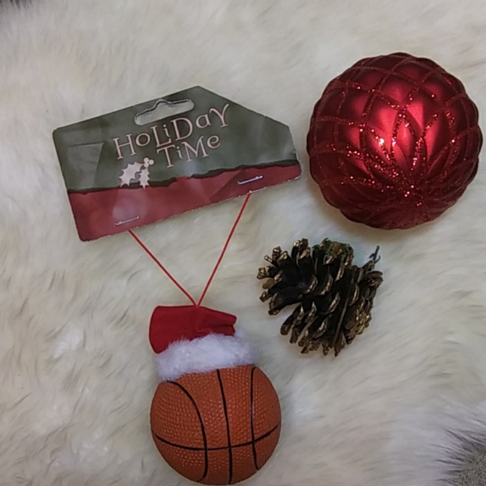 Basketball Santa hat ornament